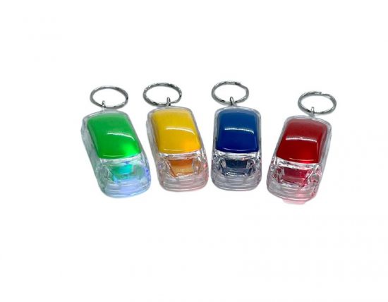 מארזים מוזלים מחזיק מפתחות מכונית עם אור מגוון צבעים 100 יחידות במארז